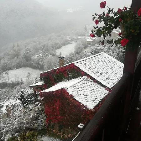 Holiday home Pirineu Neva