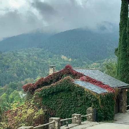 Holiday home Pirineu