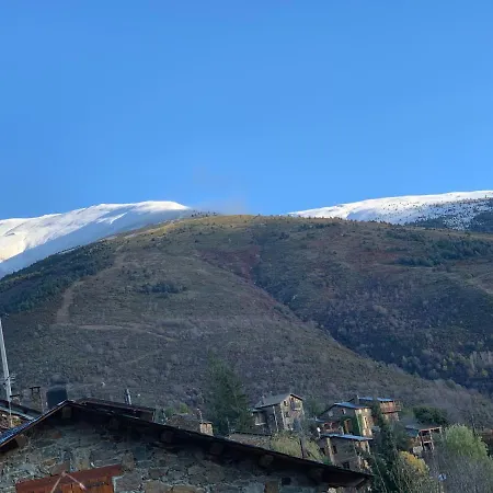 Holiday home Pirineu Neva