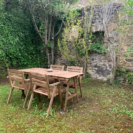 Holiday home Pirineu Neva